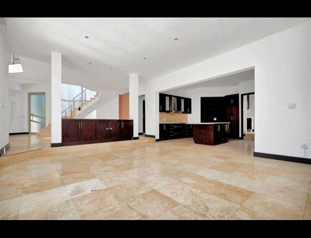 4 BEDROOM HOUSE FOR SALE IN SANDOWN